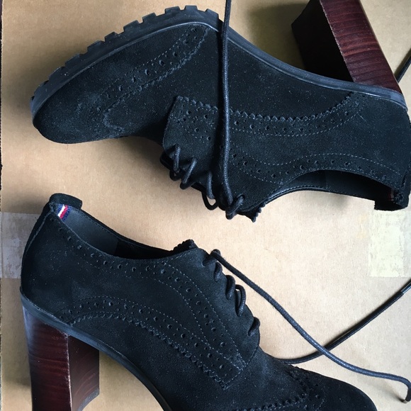 Tommy Hilfiger Black shoes - Picture 3 of 3